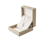 Graceful Shell Pendant Necklace, CA290077