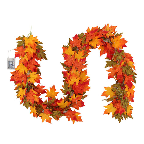 Livingandhome 2m Maple Leaf Garland with Lights, SP2943