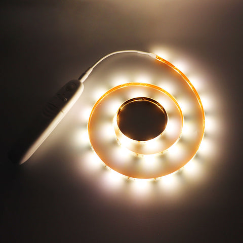 Livingandhome 1.7W LED Infrared Sensing Strip Light, 1M, 3000K, Power by 4xAAA Battery, AJ0184